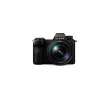 Цифровой фотоаппарат PANASONIC Lumix DC-S1M Kit 24-105mm Black (DC-S1MEE-K)