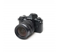 Цифровий фотоапарат Olympus E-M5 mark II 12-40 PRO Kit + HLD-8 + BLN-1 black/black (V207041BE010)