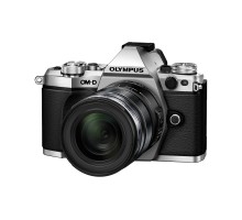 Цифровий фотоапарат Olympus E-M5 mark II 12-50 Kit silver/black (V207042SE000)