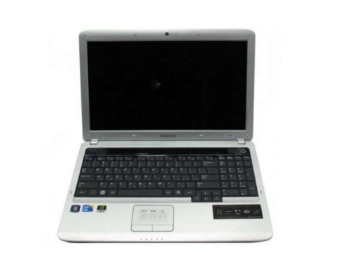 Ноутбук Samsung NP-R530-Intel Pentium T4500-2.3GHz-3Gb-DDR3-320Gb-HDD-W15.6-DVD-RW--Web-(B-)- Б/В