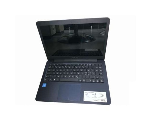 Ноутбук ASUS R417M-Intel Celeron N2840-2.16GHz-2Gb-DDR3-500Gb-HDD-W14-Web-(B) Без декоративної заглушки Б/В