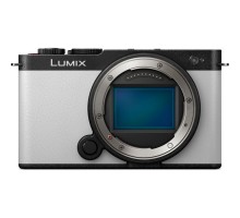 Цифровий фотоапарат Panasonic Lumix DC-S9 Kit 18-40mm f/4.5-6.3 Smokey White (DC-S9NE-W)