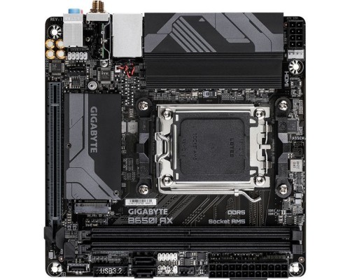 Материнська плата GIGABYTE B650I AX