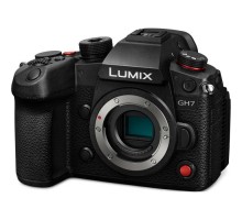 Цифровий фотоапарат Panasonic GH7 Body (DC-GH7E)