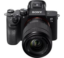 Цифровий фотоапарат Sony Alpha 7M3 28-70mm II Kit Black (ILCE7M3MB.CEC)